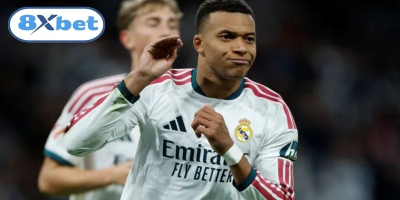 Mbappe tỏa sáng với cú đúp trong trận El Clasico tại Camp Nou